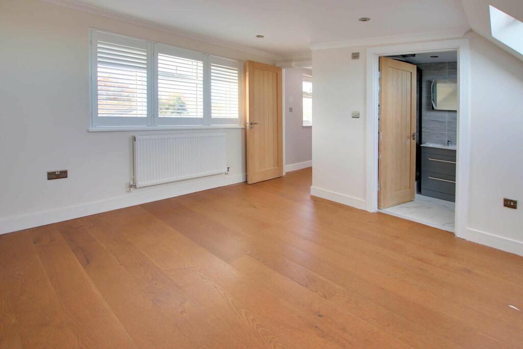 Additional image 3 of The Glade, Shirley