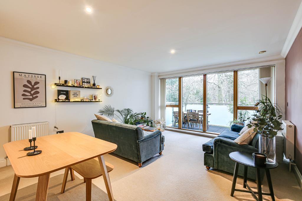 Additional image 2 of 174 Sanderstead Road, Sanderstead, Surrey, CR2 0LY