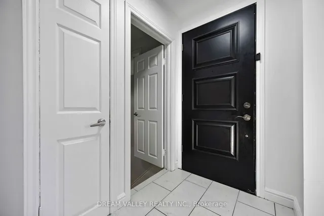 Additional image 8 of 74 Rosemount Dr