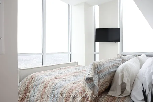 Additional image 18 of 1 Yorkville Ave Unit Lph8