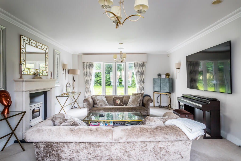 Additional image 3 of Rook Lane, Caterham, CR3