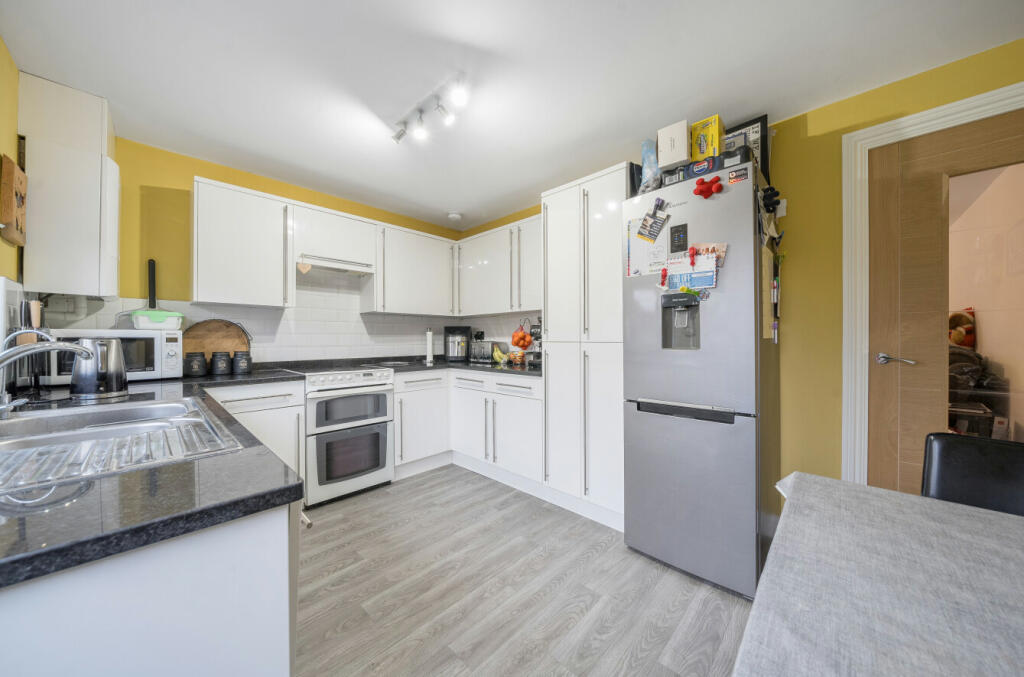 Additional image 9 of Rayfield Close, Barnston, Dunmow, Essex, CM6