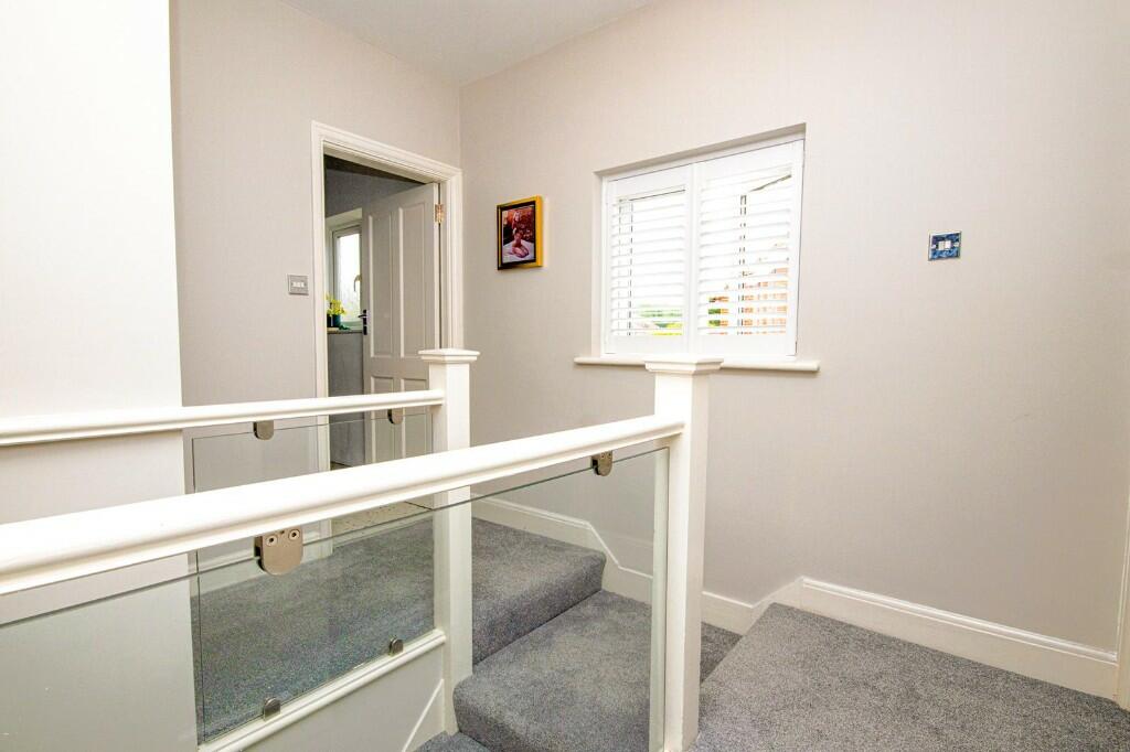 Additional image 15 of Priests Lane, Shenfield, Essex, CM15