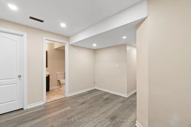 Additional image 32 of 78 New Pines Tr