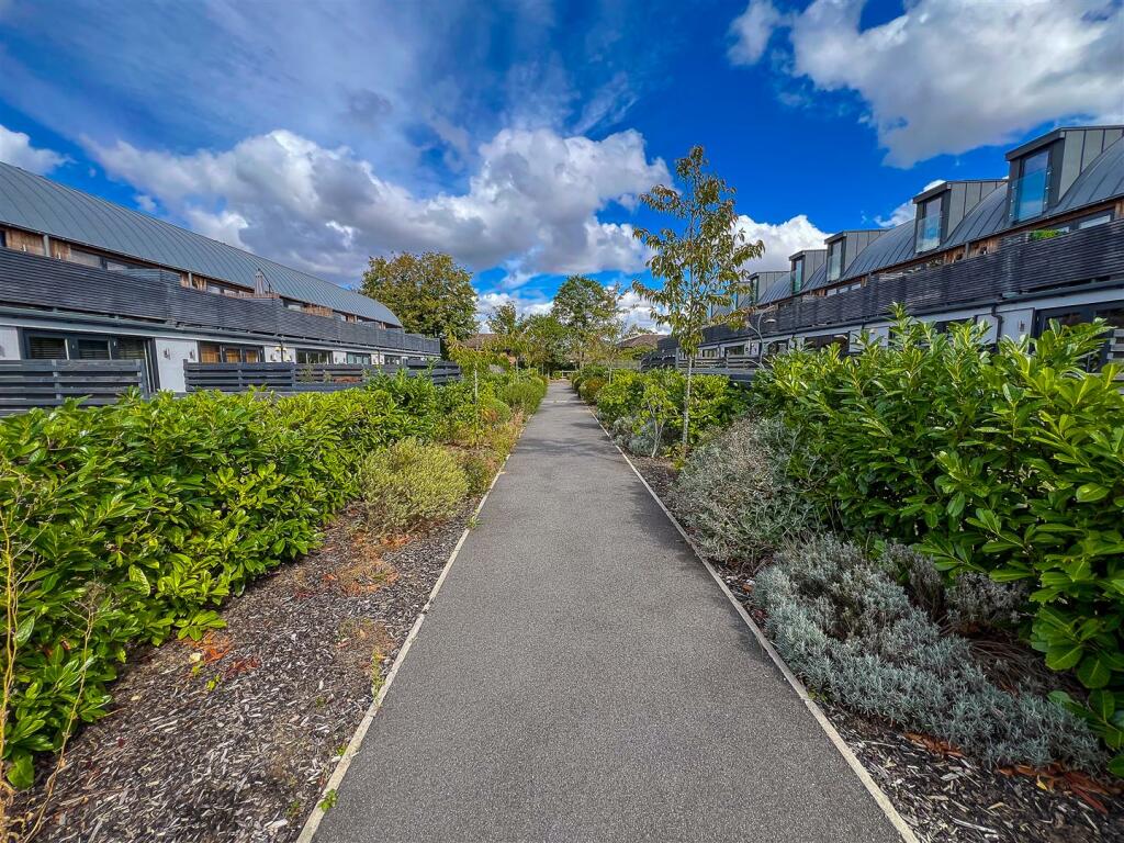 Additional image 14 of Shrubland Road, Mistley