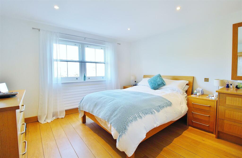 Additional image 23 of Walton Road, Frinton-On-Sea