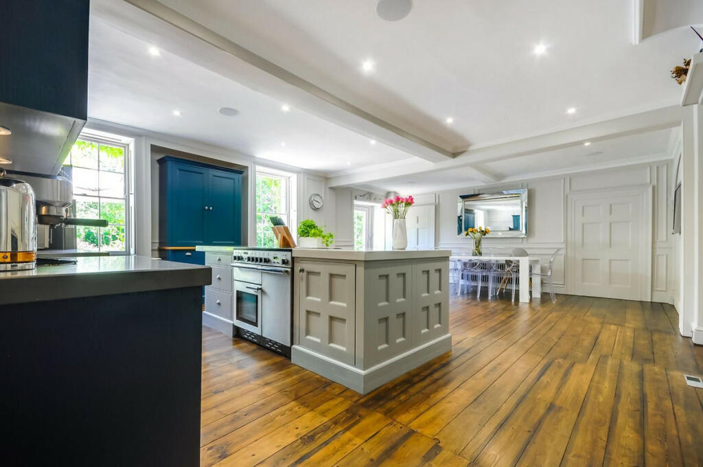 Additional image 8 of Theydon Priory, Coopersale Lane, CM16