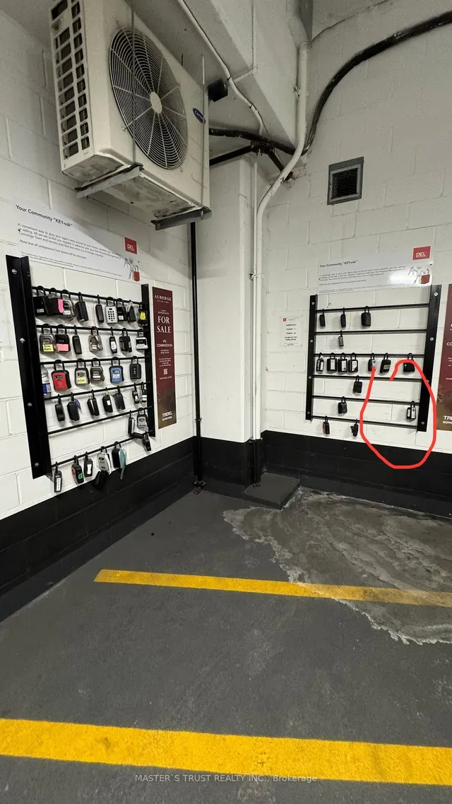 Additional image 2 of 30 Inn On The Park Dr Unit 203
