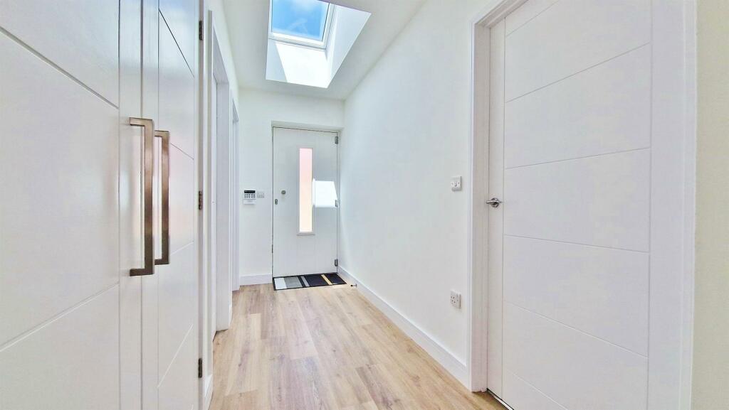 Additional image 3 of Thorpe Road, Kirby Cross