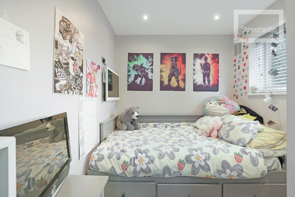 Additional image 12 of Western Avenue, Epping