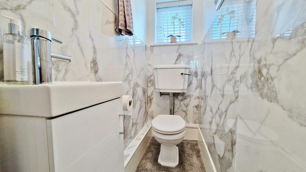 Additional image 11 of Old Parsonage Way, Frinton-On-Sea