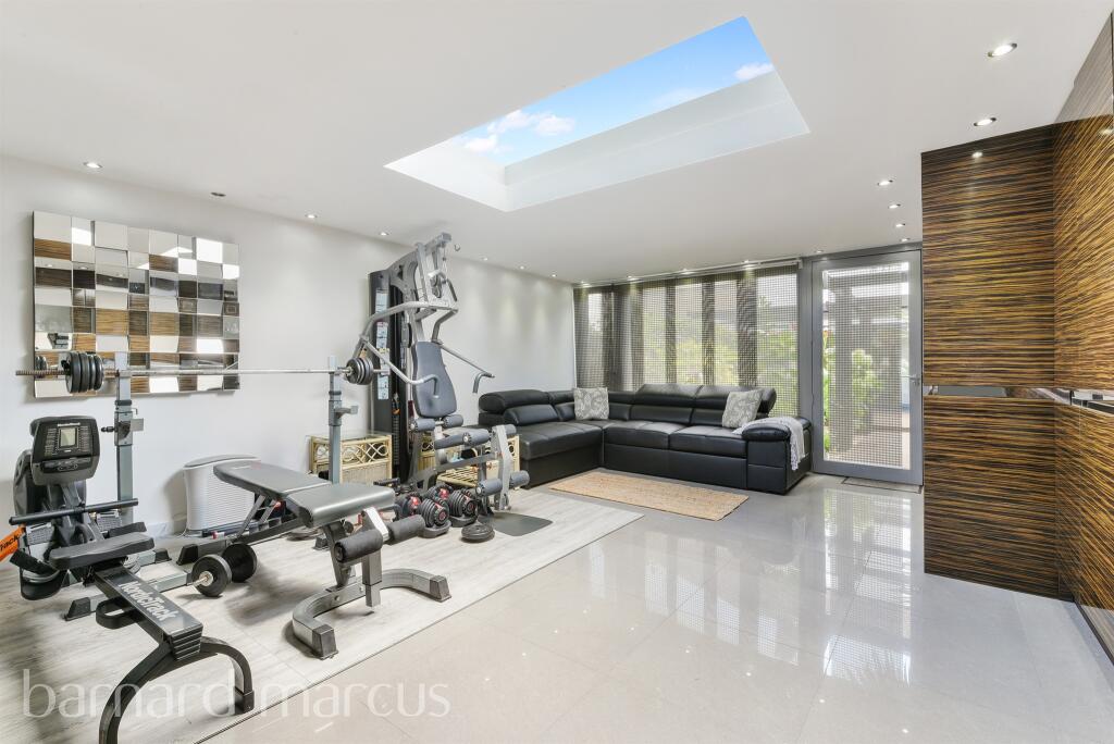 Additional image 7 of Lexden Road, Mitcham