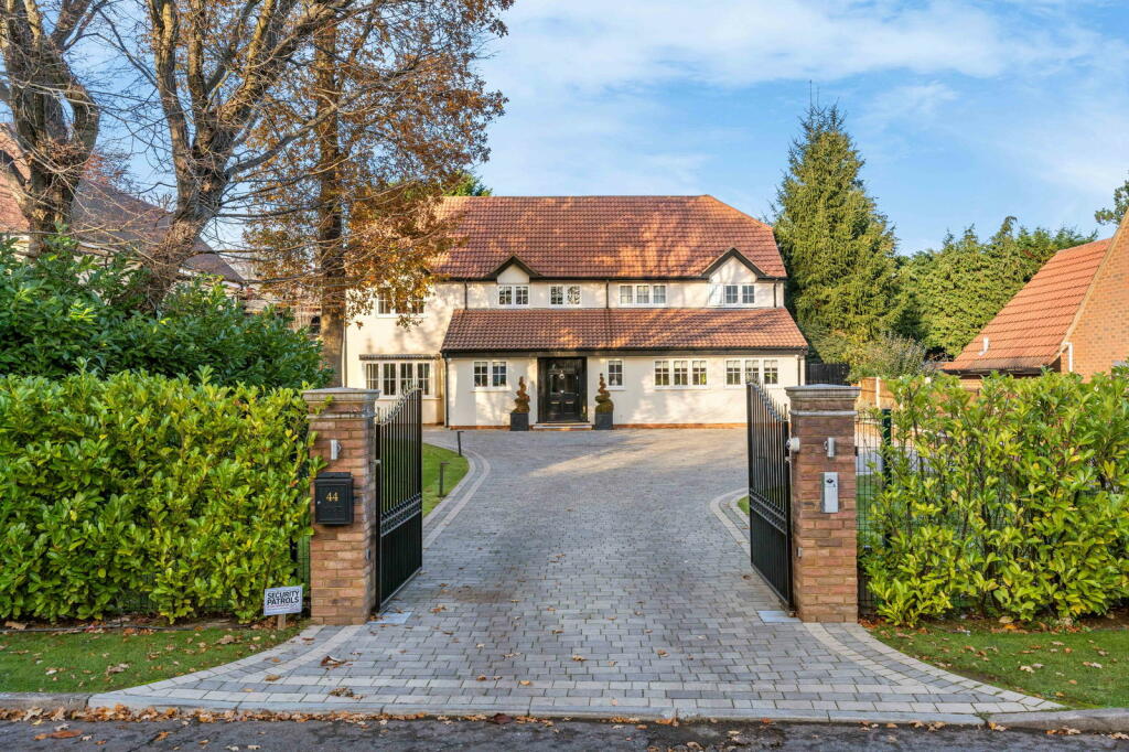 Additional image 7 of Longaford Way, Hutton Mount, Brentwood, CM13 2LT