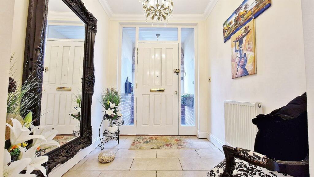 Additional image 4 of Third Avenue, Frinton-On-Sea