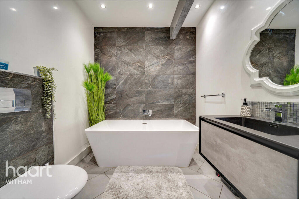 Additional image 14 of Basin Road, Heybridge Basin