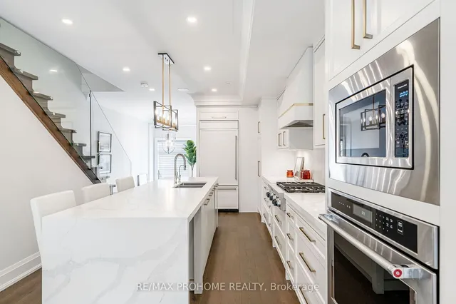 Additional image 13 of 3060 Bayview Ave