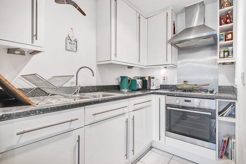 Additional image 5 of Hadleigh Grove, Coulsdon