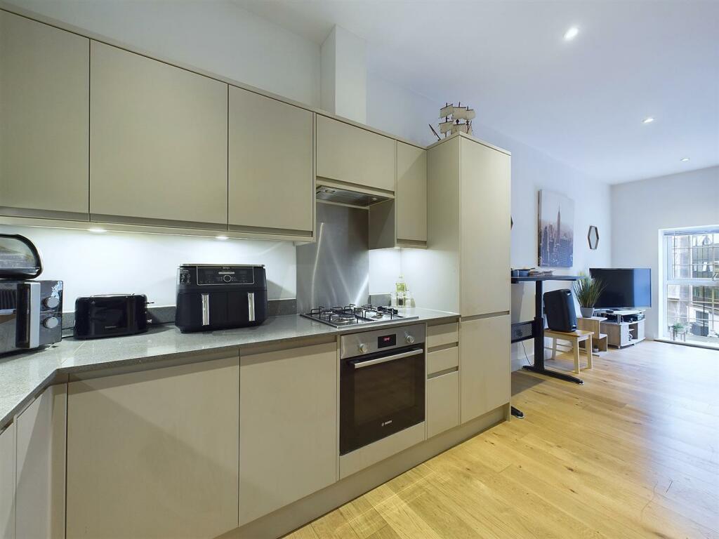 Additional image 6 of High Street, Croydon