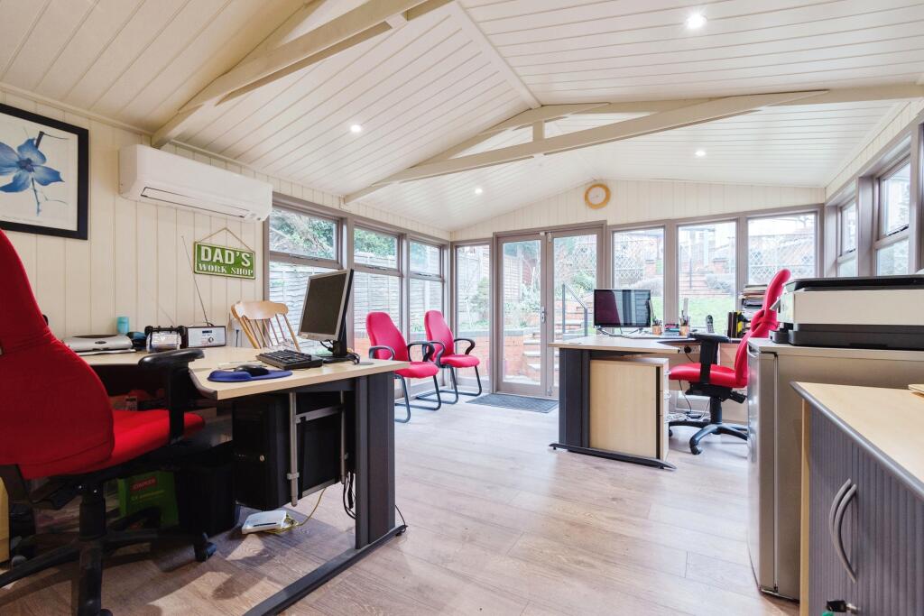 Additional image 14 of Blenheim Park Road, South Croydon, CR2