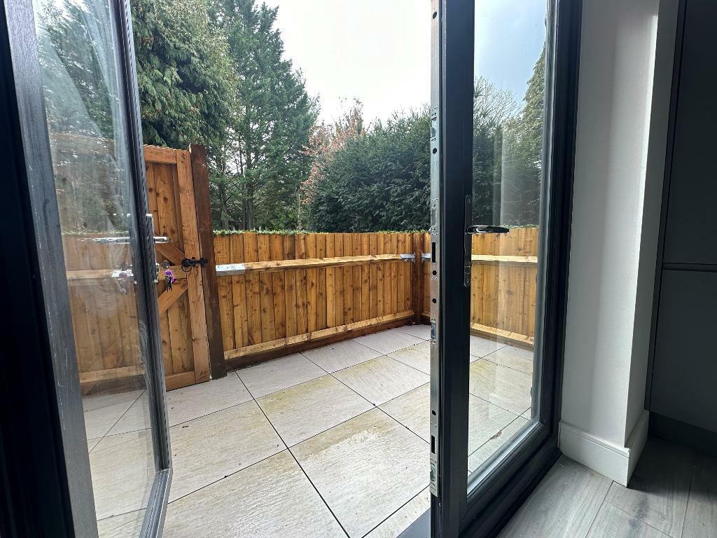 Additional image 8 of Whyteleafe Hill, Whyteleafe, CR3 0AG