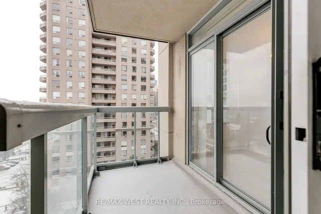 Additional image 23 of 28 Empress Ave Unit 1011