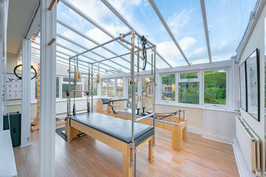 Additional image 5 of East Croydon, Surrey