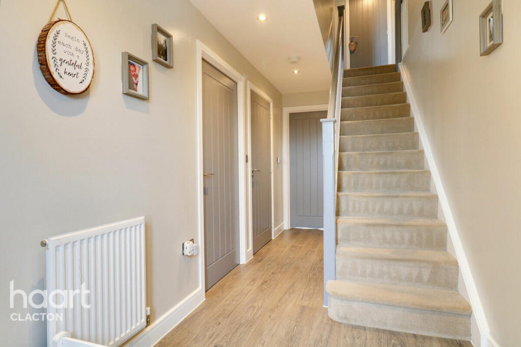 Additional image 6 of Skippers Way, Walton On The Naze