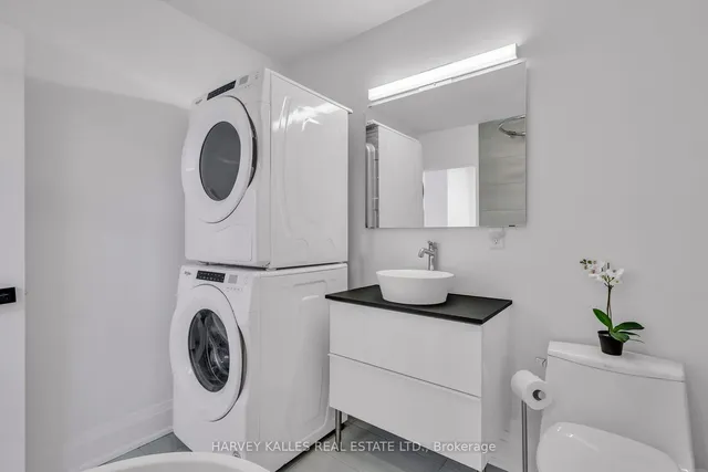 Additional image 30 of 86 Castlefield Ave