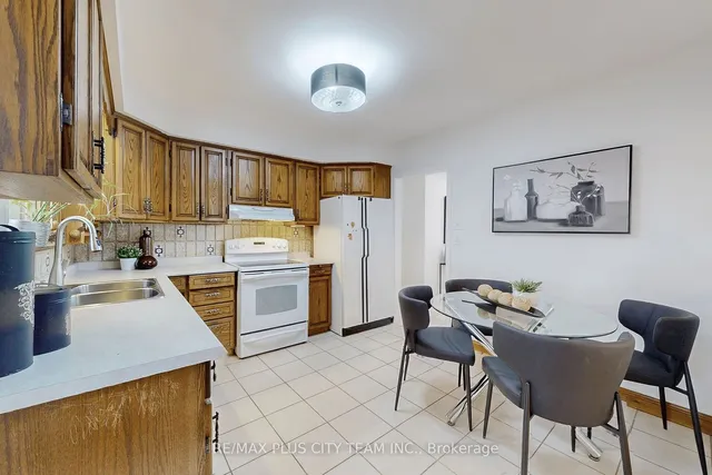 Additional image 7 of 17 Hedges Blvd