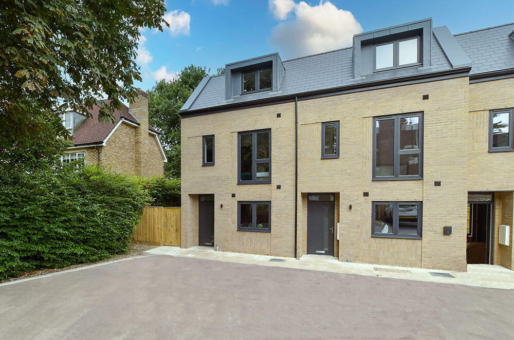 Additional image 13 of Harestone Gardens, Stanstead Road, Caterham, Surrey