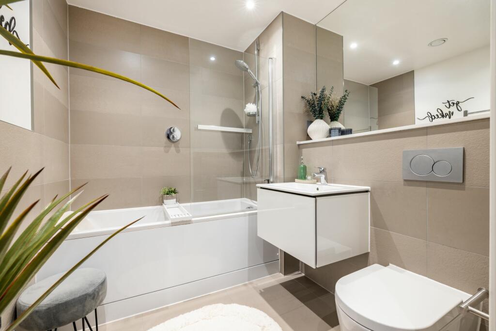 Additional image 13 of Leaden Hill, Smitham Court, CR5