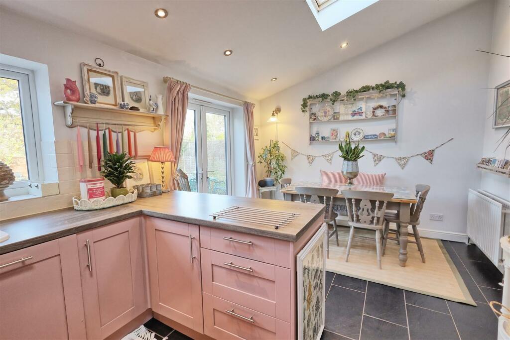 Additional image 14 of HANSELLS MEAD - ROYDON