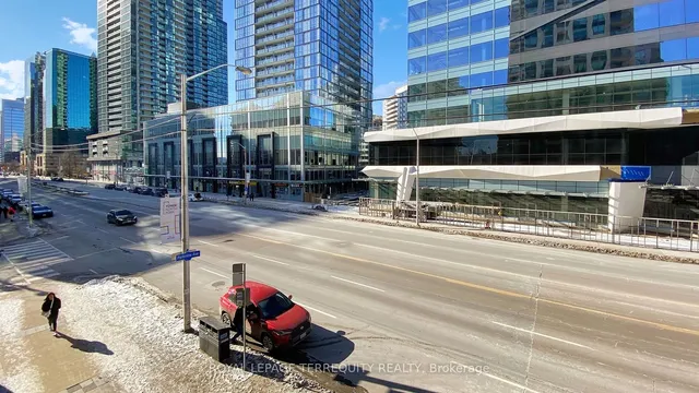 Additional image 18 of 18 Parkview Ave Unit 207