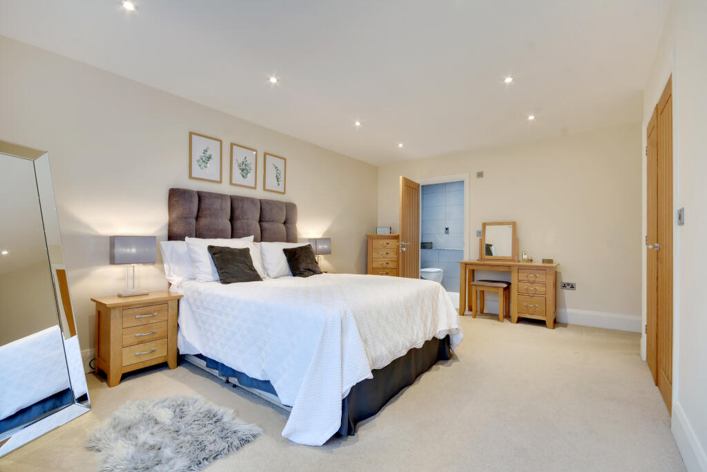 Additional image 20 of Back Road, Writtle