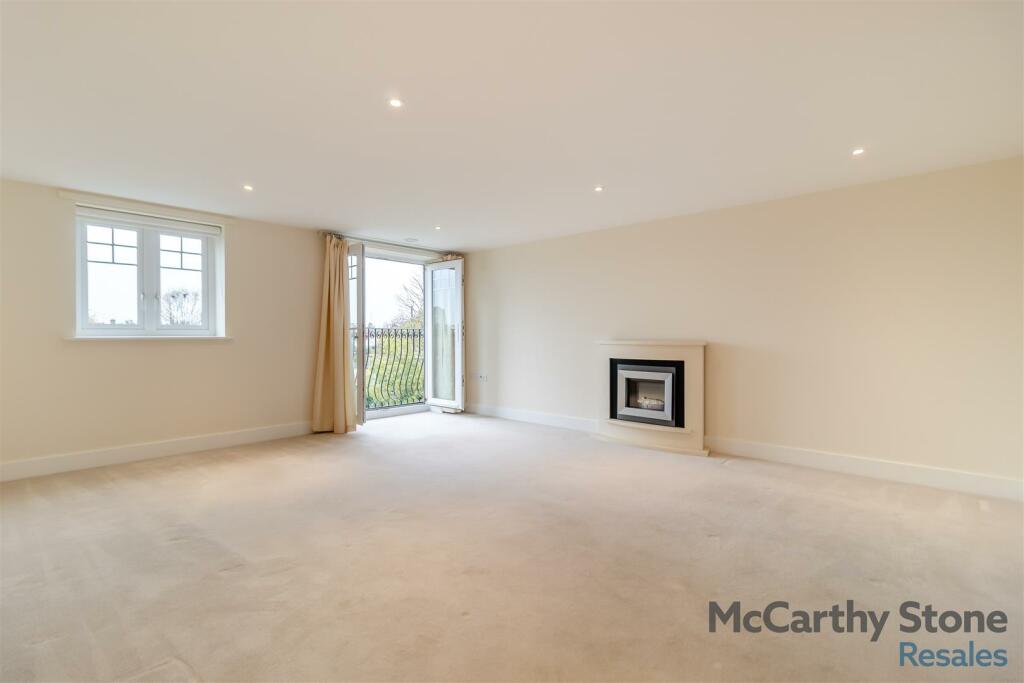 Additional image 2 of Hadleigh Road, Frinton-On-Sea