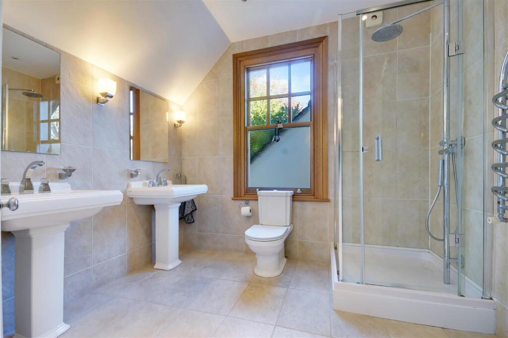 Additional image 20 of Hillwood Grove, Hutton Mount, Brentwood