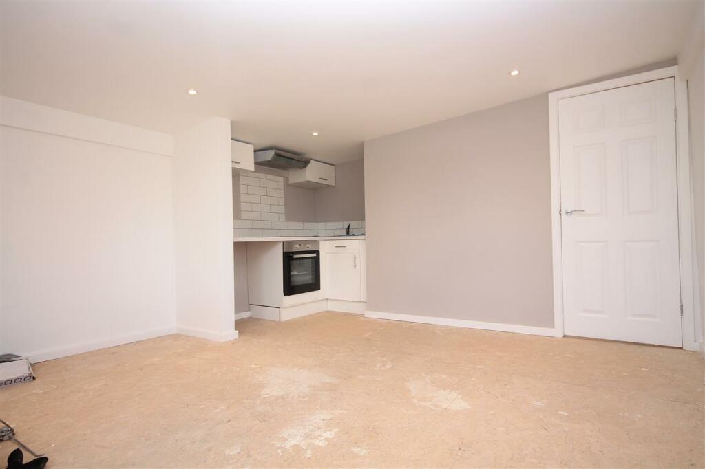 Additional image 13 of Bournemouth Road, Holland on Sea