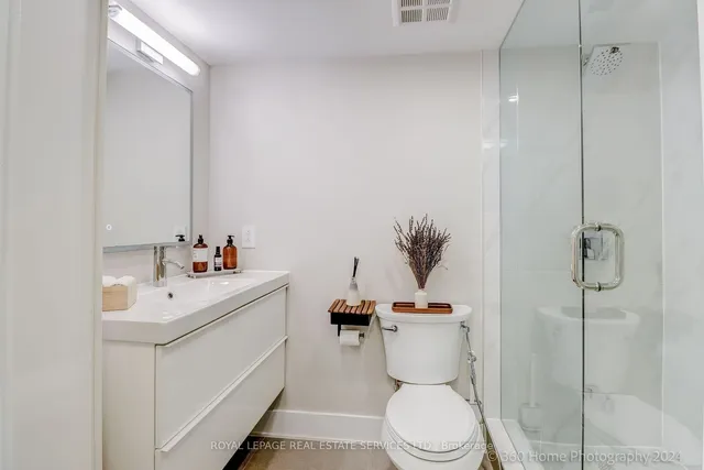 Additional image 9 of 2121 Lakeshore Blvd Unit 403