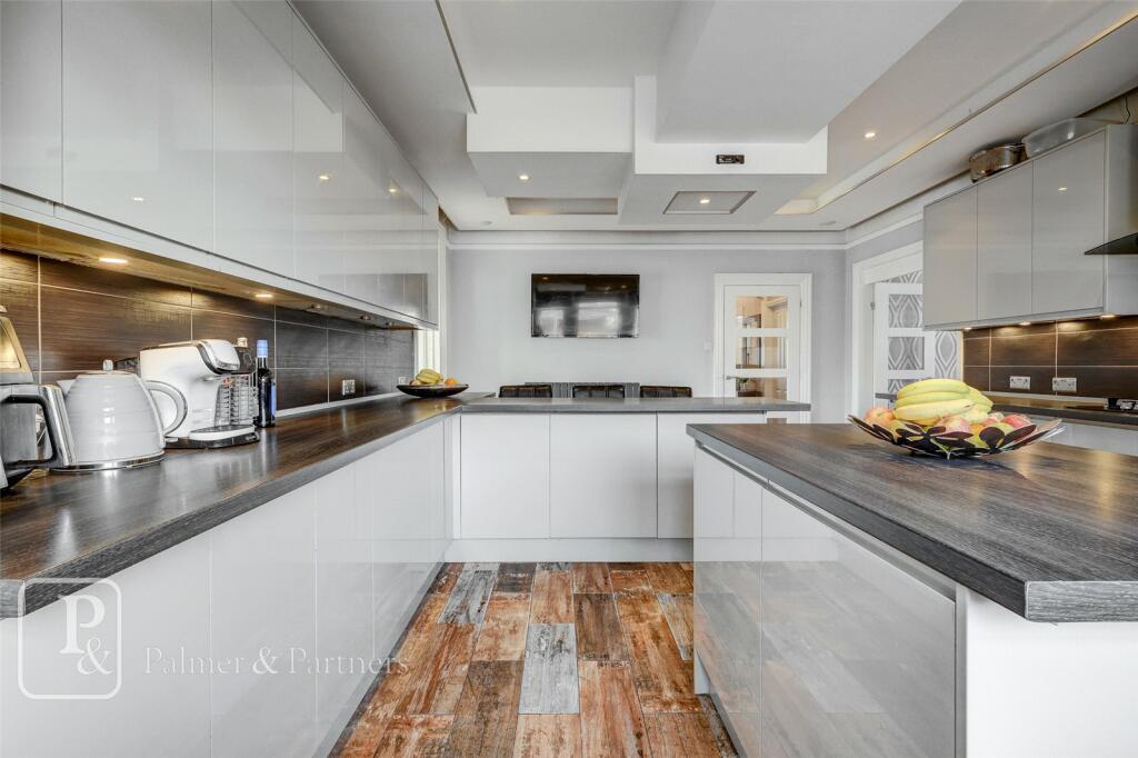 Additional image 18 of Thoroughgood Road, Clacton-on-Sea, Essex, CO15