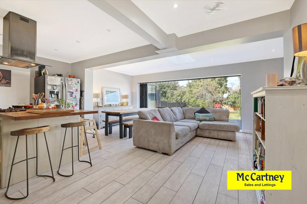 Additional image 10 of Burns Crescent, Chelmsford, CM2