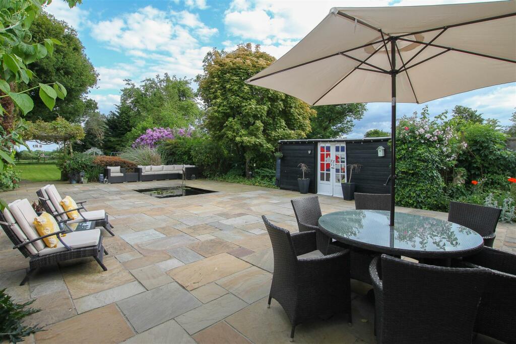 Additional image 33 of Blackmore Road, Doddinghurst, Brentwood