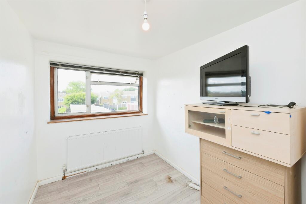 Additional image 5 of Little Pynchons, HARLOW