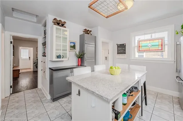 Additional image 12 of 15 Esson St