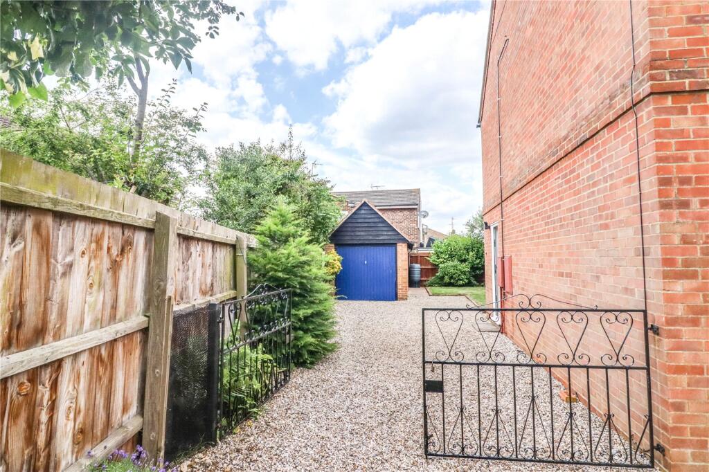 Additional image 18 of Street Farm Court, Rayne, CM77
