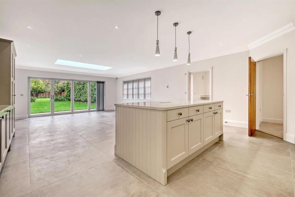 Additional image 10 of Kingsley Road, Hutton, Brentwood