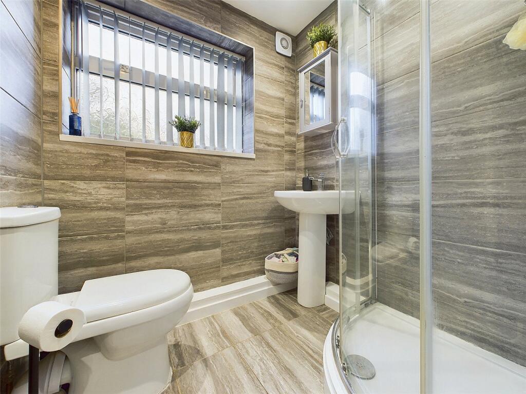 Additional image 9 of Chestnut Avenue, Heybridge, Maldon, Essex, CM9