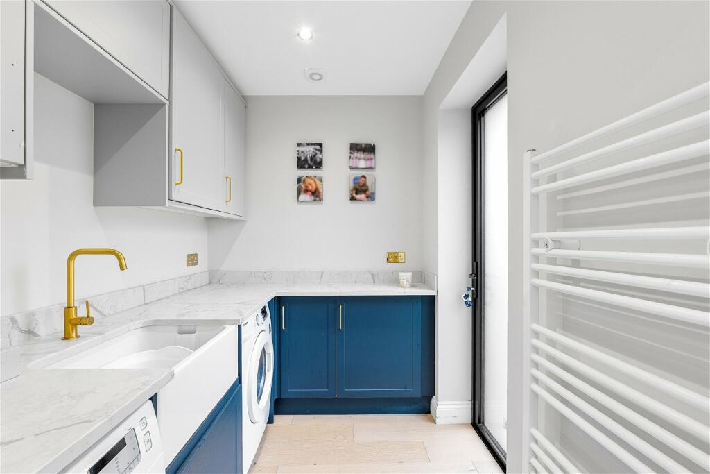 Additional image 7 of Caterham Drive, Coulsdon, CR5 1JQ