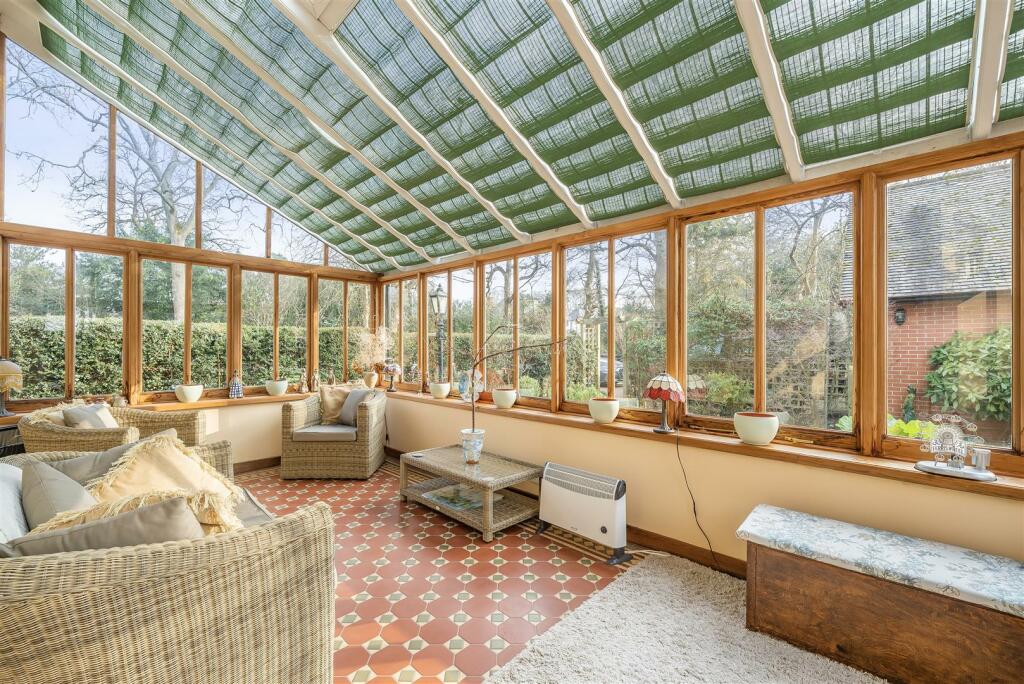 Additional image 16 of How Lane, Chipstead