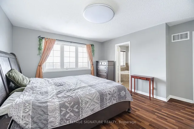 Additional image 21 of 32 Bay Breeze Dr