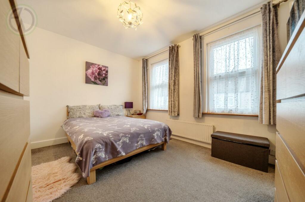 Additional image 8 of Seaton Road, Colliers Wood Borders